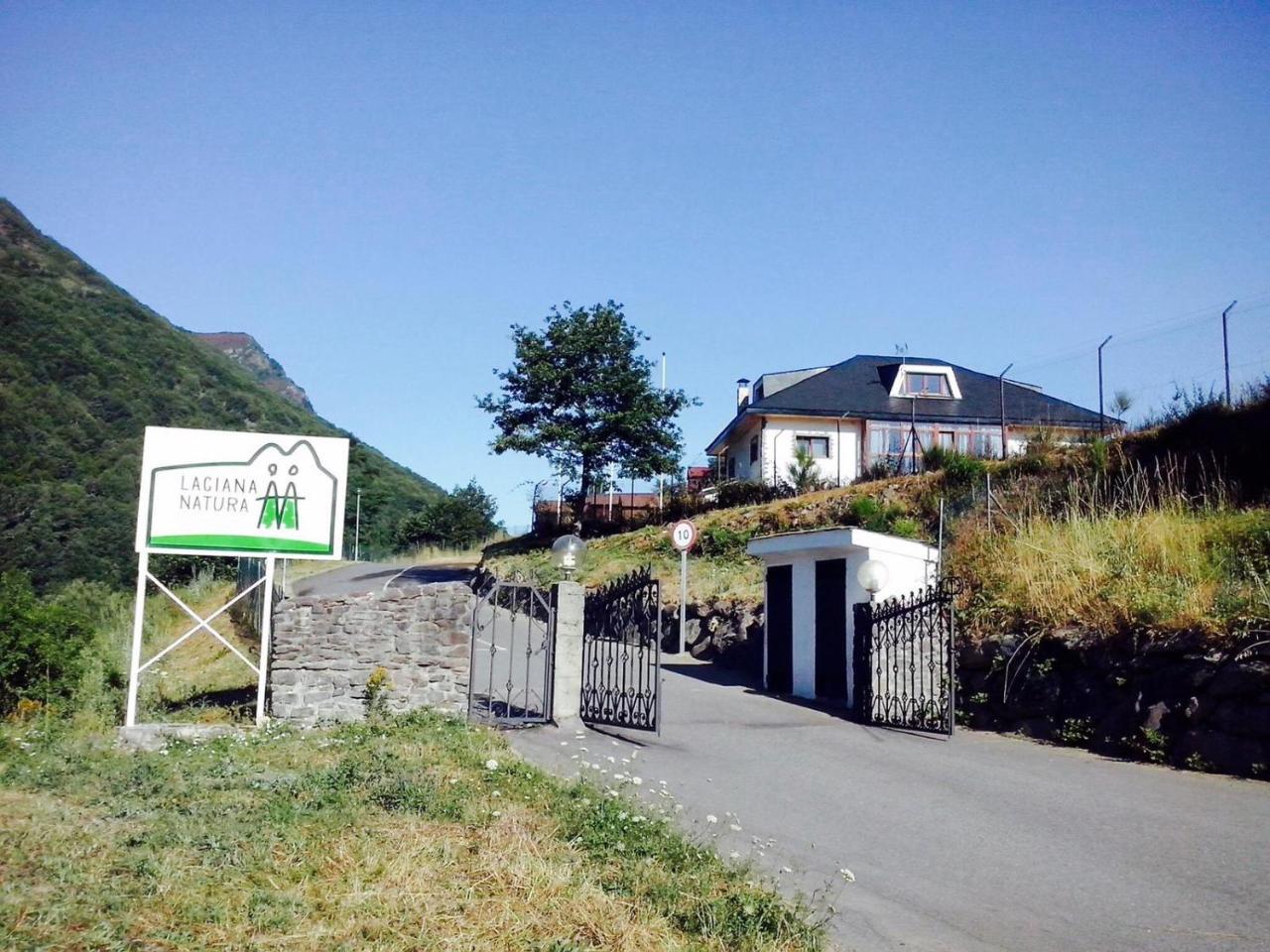 Laciana Natura Camping 2*